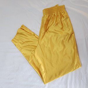 Nike snap side basketball pants